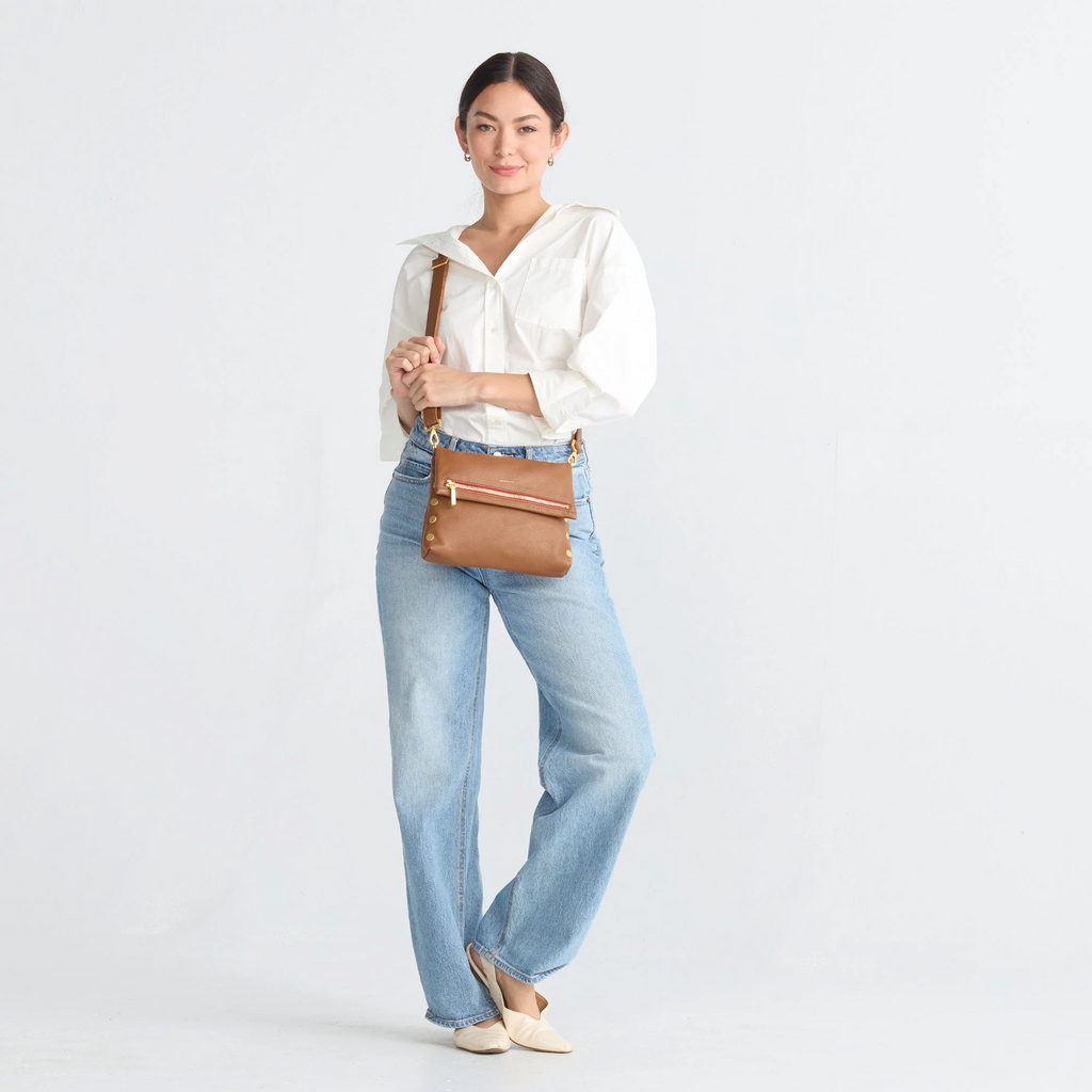 Hammitt VIP Medium Clutch - Mahogany Pebble/Brushed Gold/Red Zip