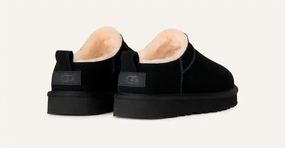 UGG® Classic Micro - Black