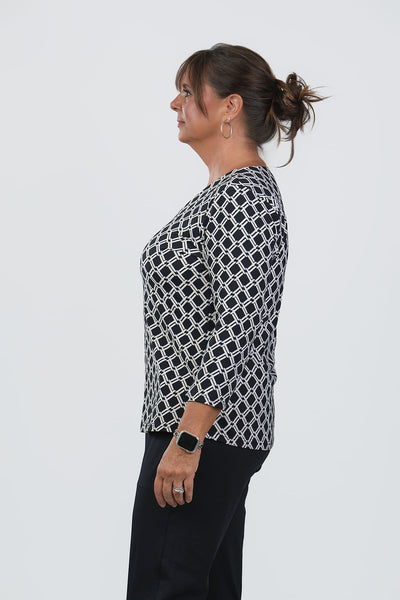 Lulu-B V-Neck Geometric Print 3/4 Sleeve Top - Black/White/Beige