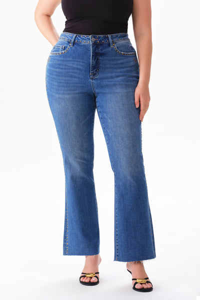 Bayeas Plus Size High Rise Rivet Embellished Bootcut Jeans - Medium Blue