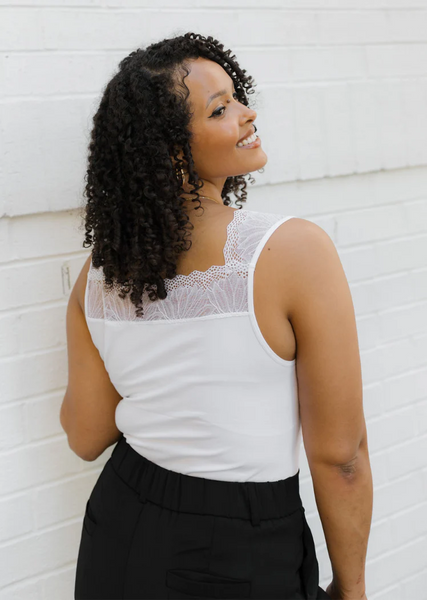 Elietian Reversible Inset Lace Top Curvy Fit - White