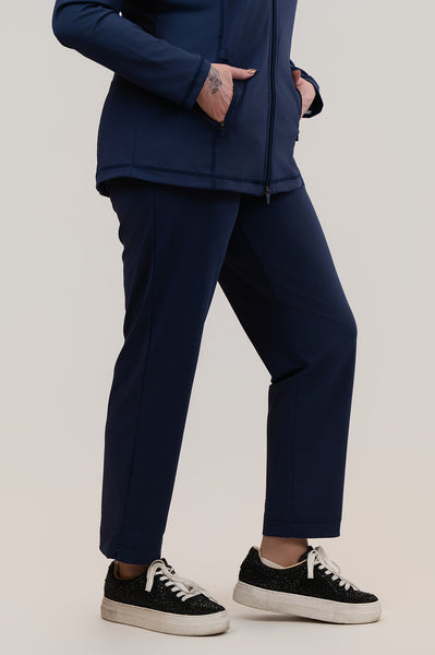 Lulu-B Pull On Capri Pant - Navy