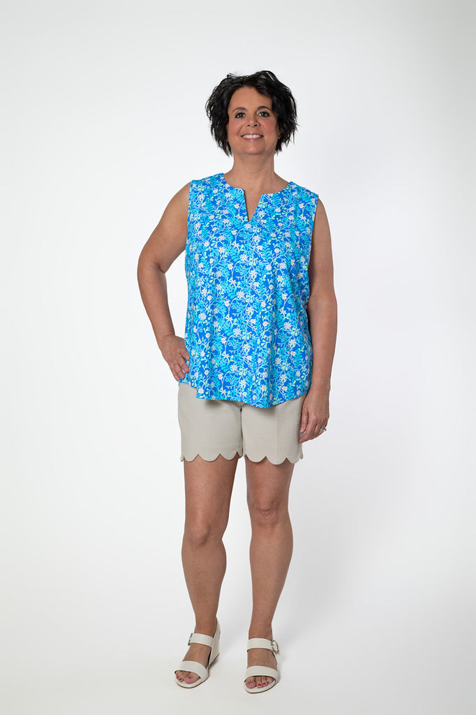 Lulu-B Sleeveless Split Neck Daisy Print Top - Blue/Multicolor