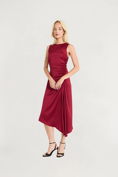 Luxely Finch Ruched Satin Sleeveless Midi Dress - Rumba Red