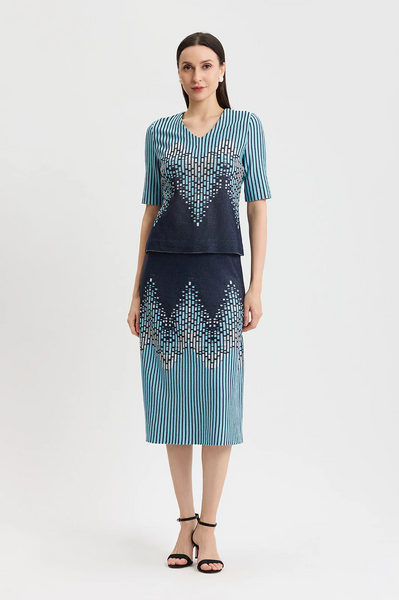 Ming Wang Short Sleeve V-Neck Linear Ombre Soft Knit Top - Indigo/Multicolor
