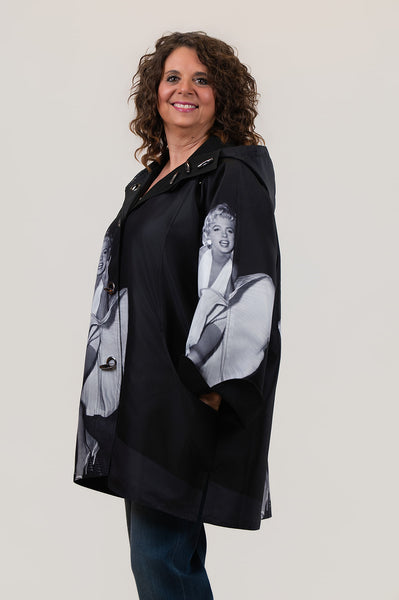 Oopera Toggle Front Closure Reversible Marilyn Monroe Print Hooded Rai ...