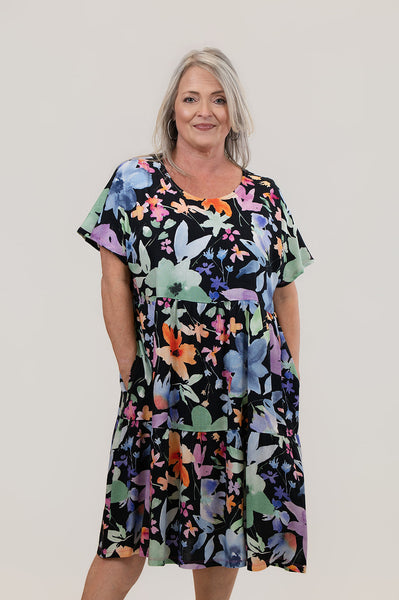 Pure Essence Short Sleeve Scoop Neck Tiered Dress - Black/Multicolor