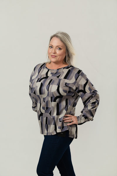 Pure Essence Geometric Print Boxy Top - Grey/Taupe