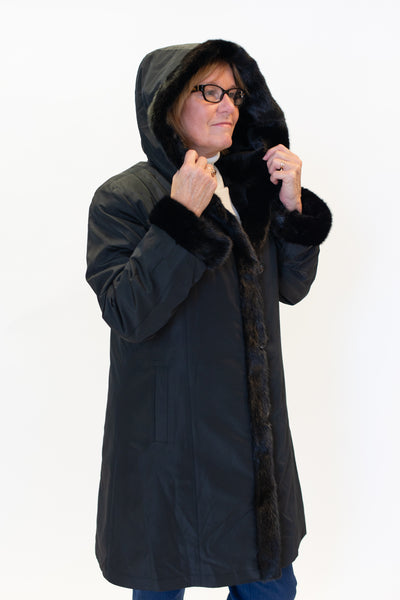 Rippe's Furs Reversible Diamond Sheared Hooded Mink Fur Stroller with Long Hair Mink Trim - Black