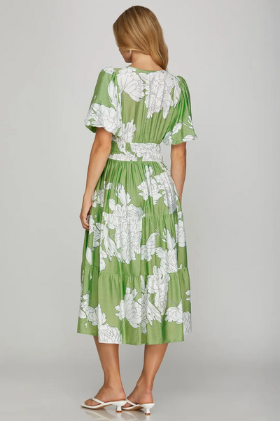 She+Sky Bubble Sleeve Tiered Midi Dress - Sage Green/White Rippe's She+Sky Bubble Sleeve Tiered Midi Dress - Sage Green/White Rippe's