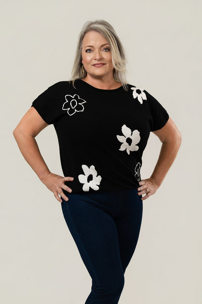 Steven Guy Daisy Intarsia Short Sleeve Sweater - Black/White