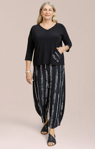 Sympli Revel Print Pocket Top - Black/Cecily