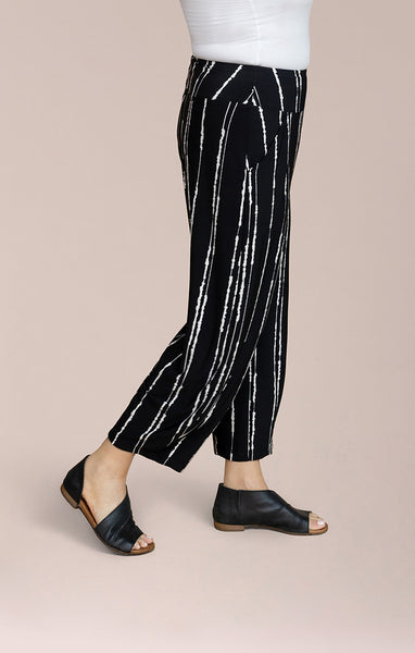 Sympli Narrow Lantern Pant - Cecily Print
