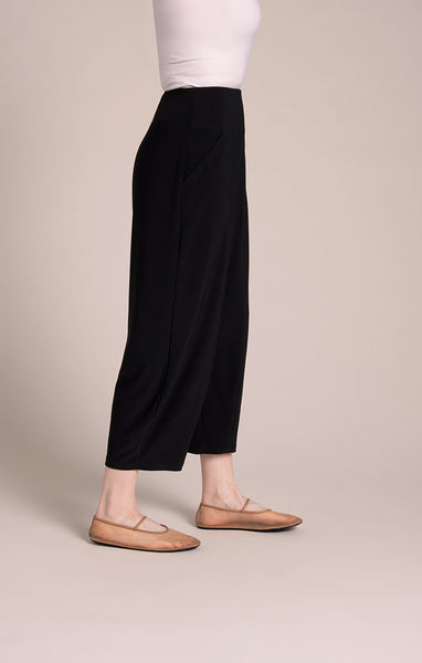 Sympli Narrow Lantern Pant - Black