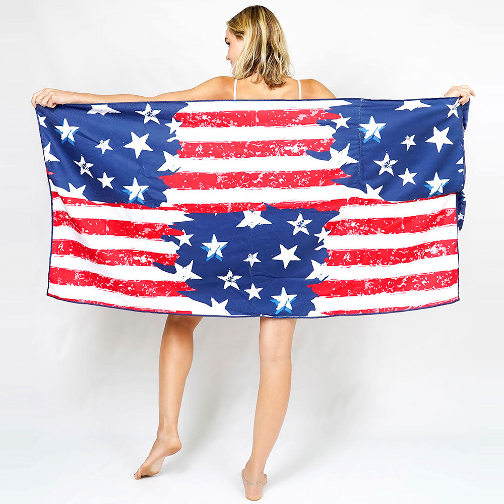 2-in-1 Beach Towel/Tote Bag - American Flag Print