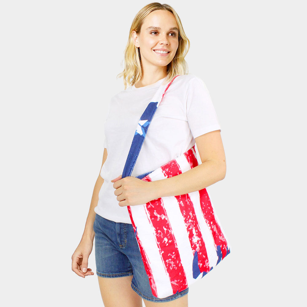 2-in-1 Beach Towel/Tote Bag - American Flag Print